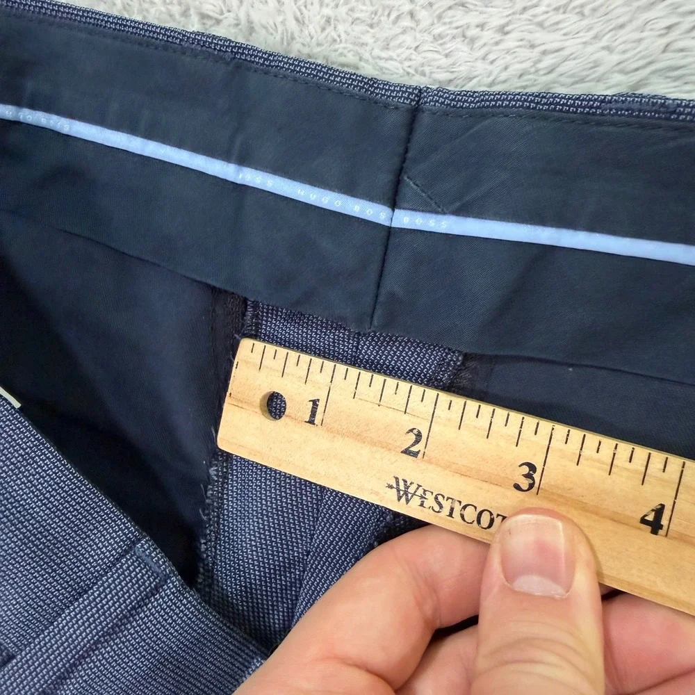 Hugo Boss Mens 33x31 Dress Pants Blue Virgin Wool Flat Front Straight Leg Casual